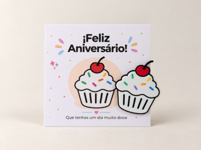cartao-de-aniversario-cupcake-com-iman.jpg